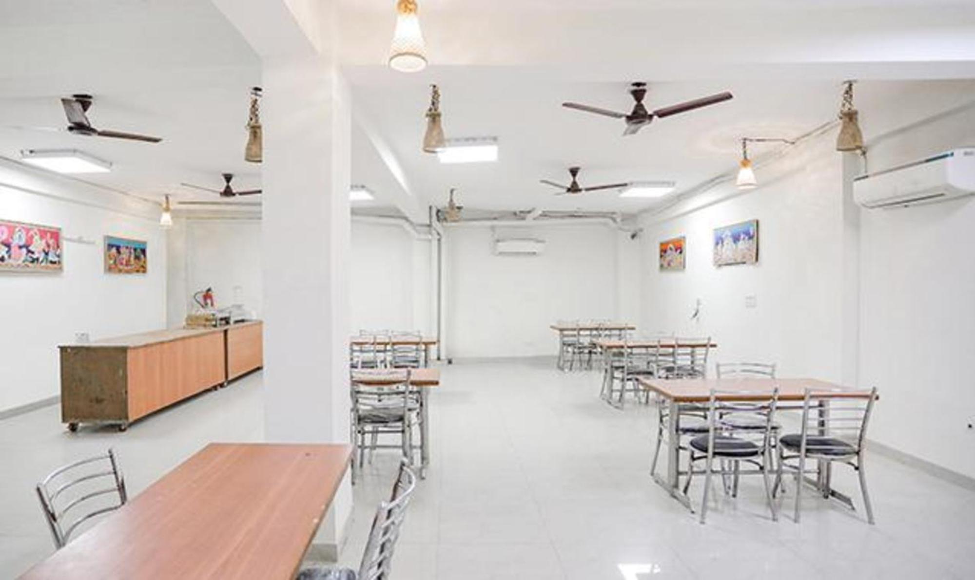 Fabhotel Royal Stay I Greater Noida Eksteriør bilde