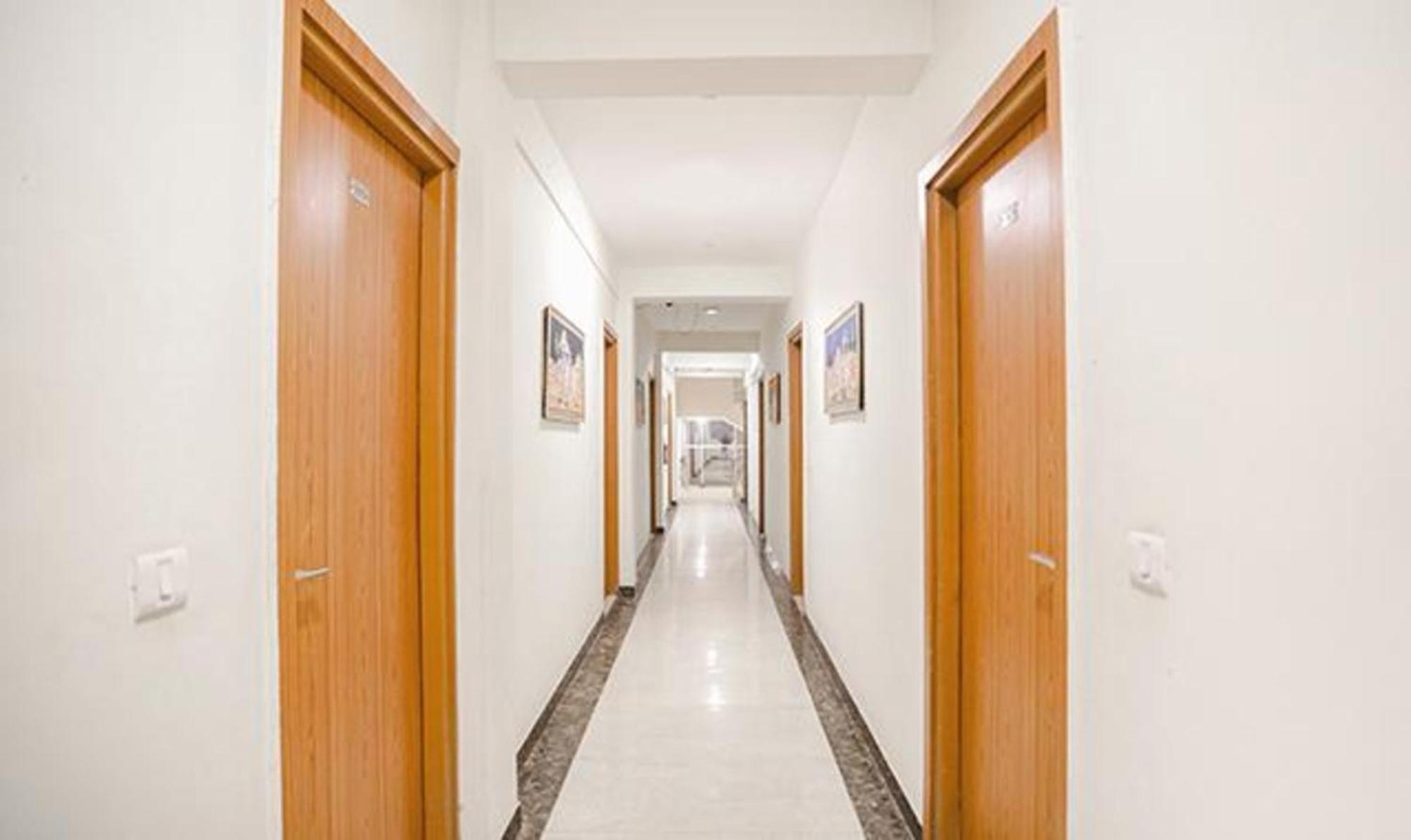 Fabhotel Royal Stay I Greater Noida Eksteriør bilde